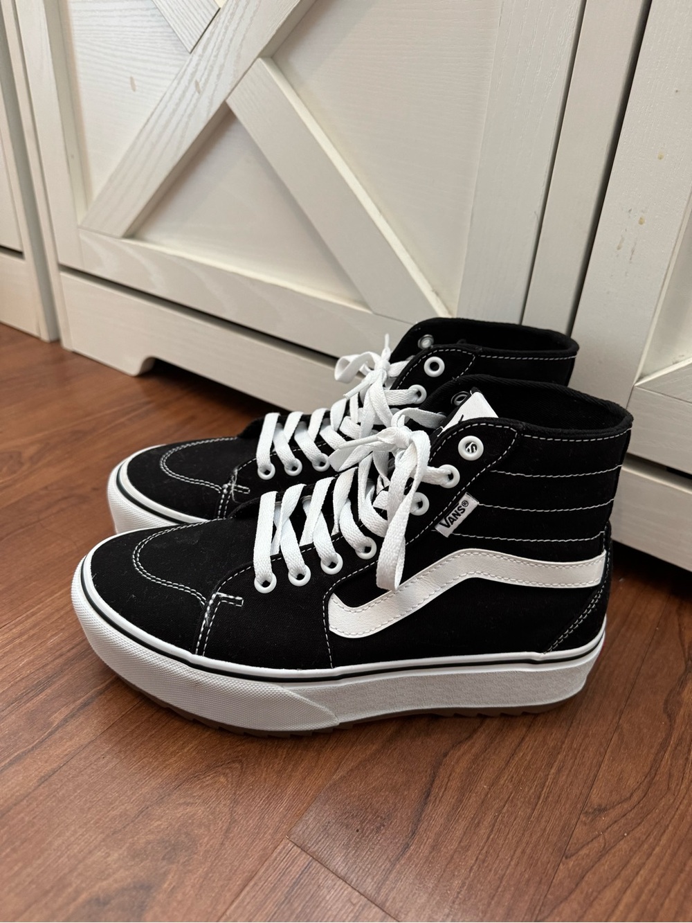 Vans Women's Filmore Platform High-Top Sneakers - Picture 3 of 10
